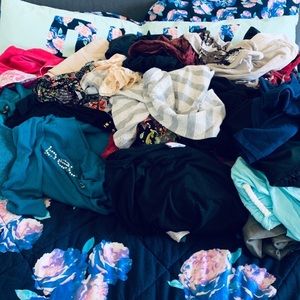 Mix lot of clothes size 0 small and xs